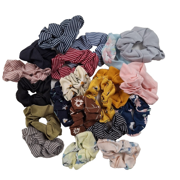 Hair Scrunchies Variety Of Colors Lot of 20 - Picture 1 of 4